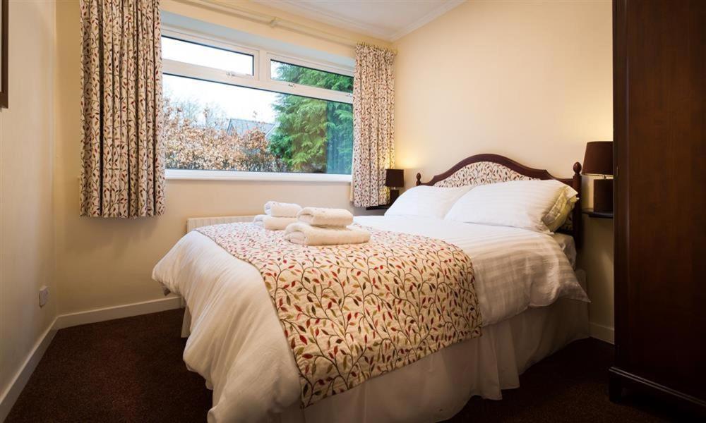 Villa Nutwood Lakeside Esterno foto