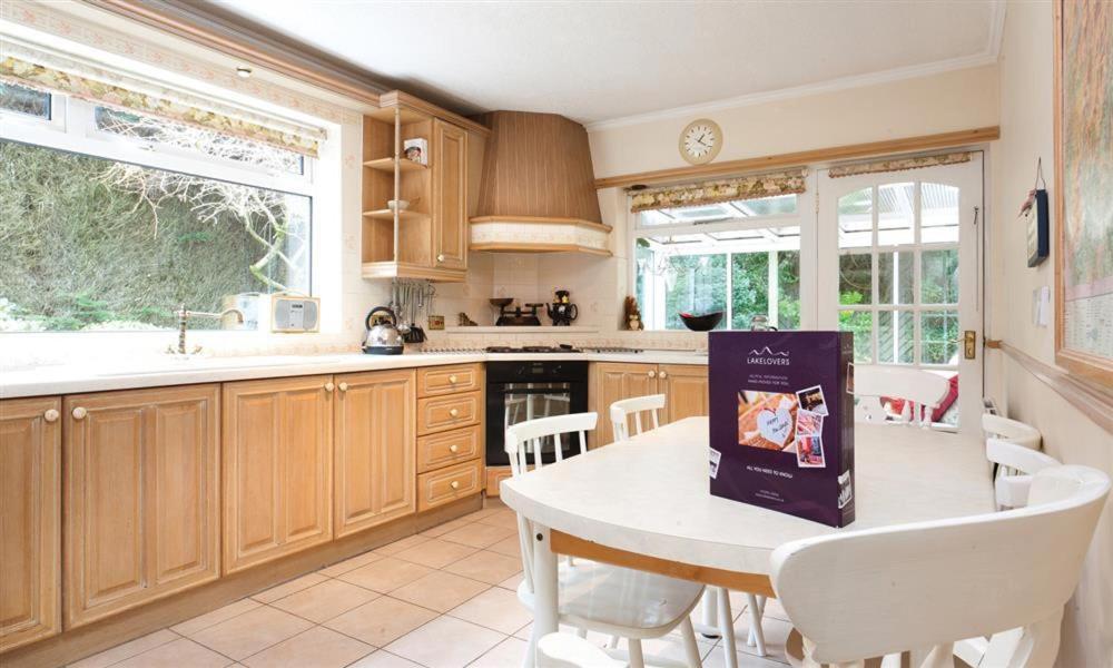Villa Nutwood Lakeside Esterno foto